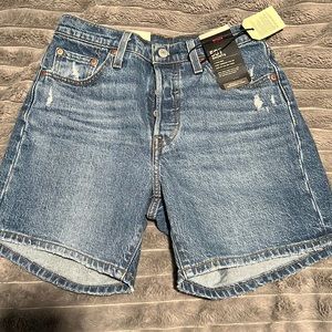 Levi’s 501 shorts size 25